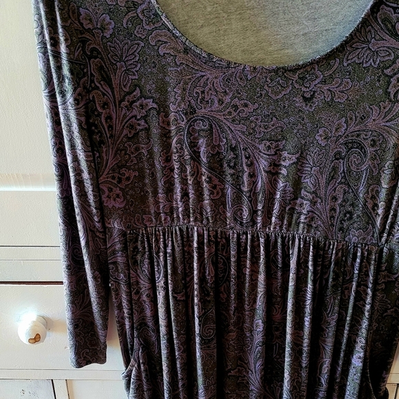 Soma Luxuriously Soft Paisley Deep Purple and Gray Print Scoop Neck Lounge Wear - Picture 5 of 7